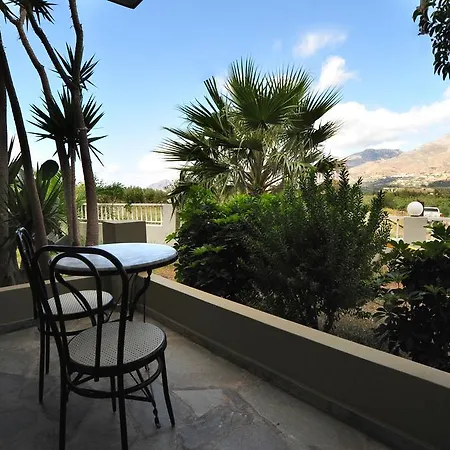 To Livadi Apartment Lefkogeia Exterior photo