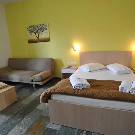 To Livadi Apartment Lefkogeia Exterior photo