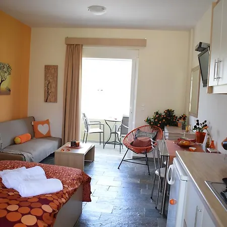 To Livadi Apartment Lefkogeia Exterior photo